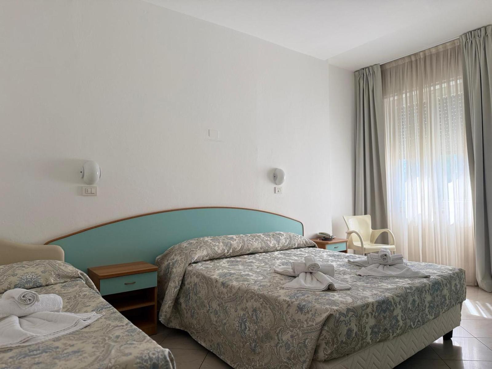 Hotel Spiaggia Villa Paola Белариа-Игеа Марина Екстериор снимка